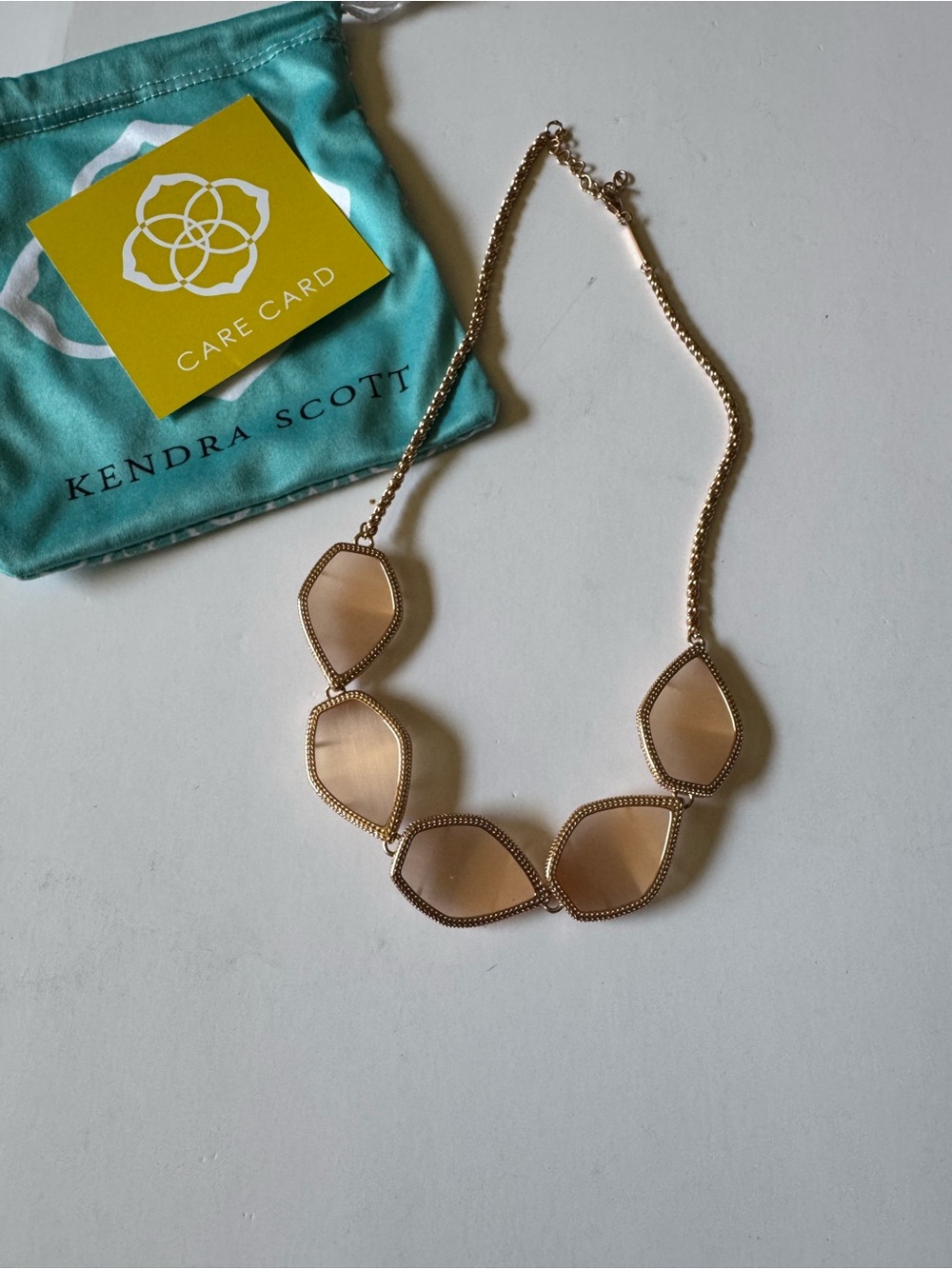 Kendra Scott Peach-Beige Faceted Pendant Necklace - Gold Tone - Picture 2 of 2